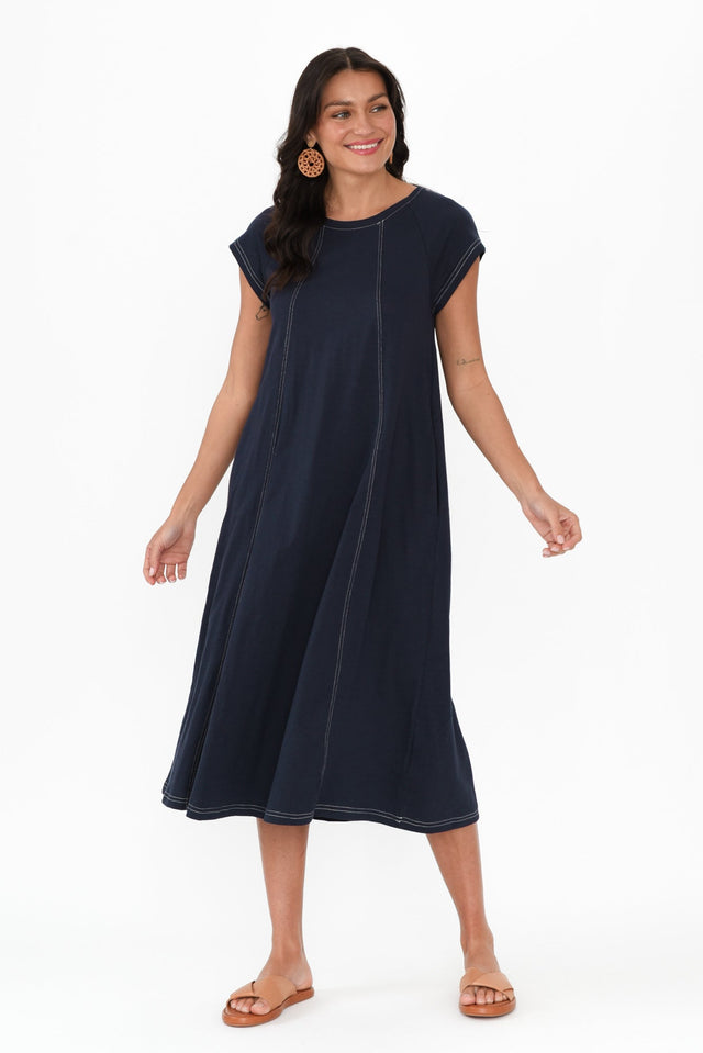 alt text|model:Brontie image 3