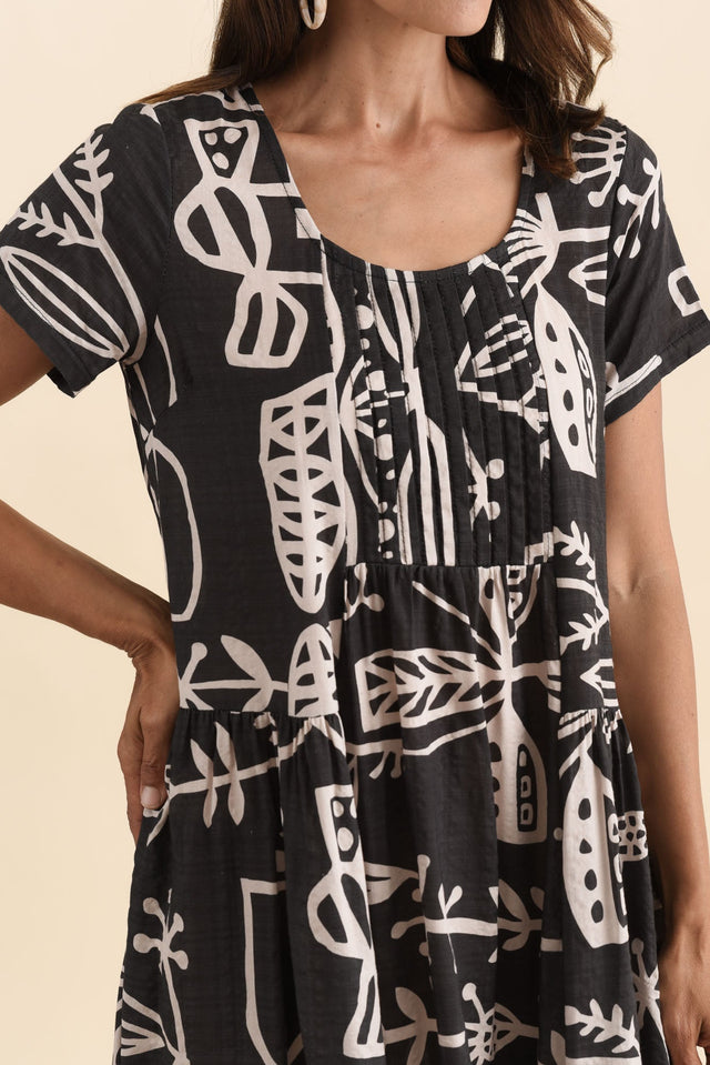 alt text|model:Cara image 6