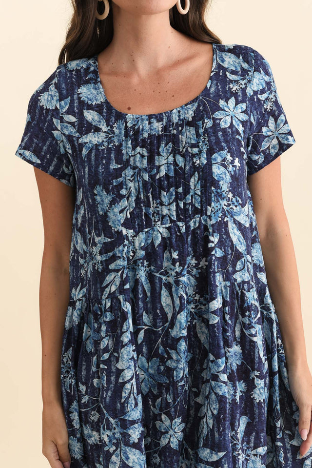 alt text|model:MJ image 5