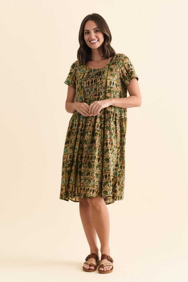 alt text|model:MJ image 3