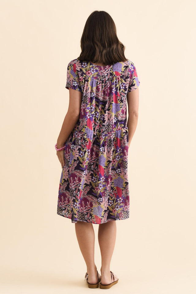 alt text|model:MJ image 4