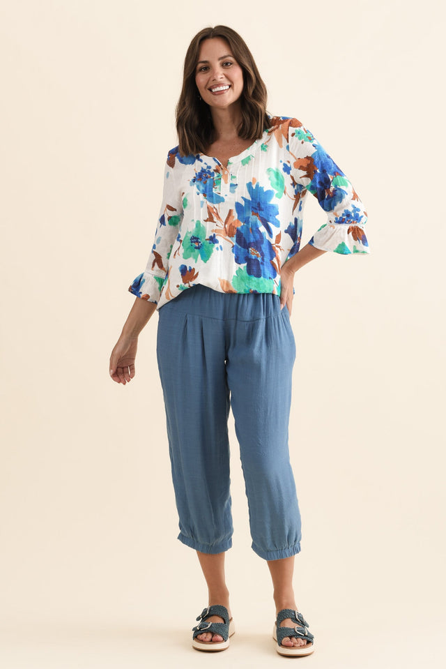 alt text|model:MJ image 3