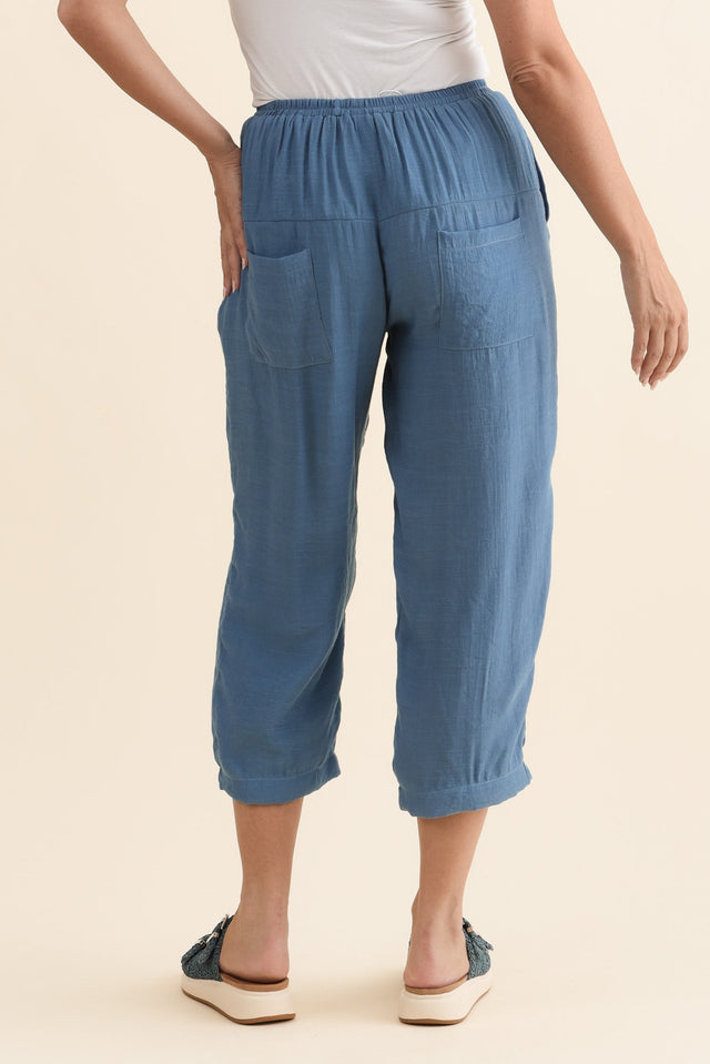 alt text|model:MJ image 4