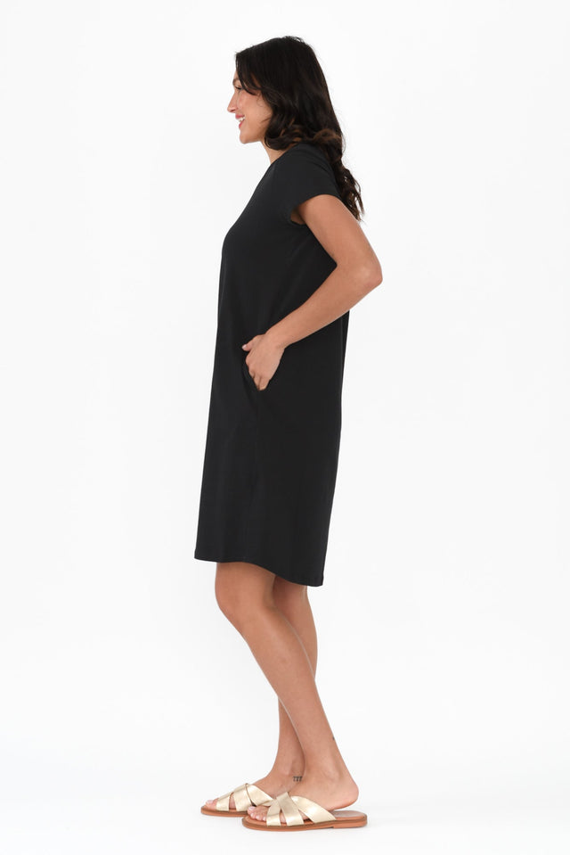 alt text|model:Brontie image 4