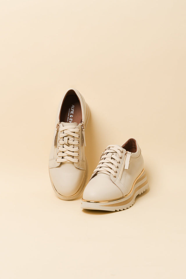 Hosting Cream Stripe Leather Platform Sneaker