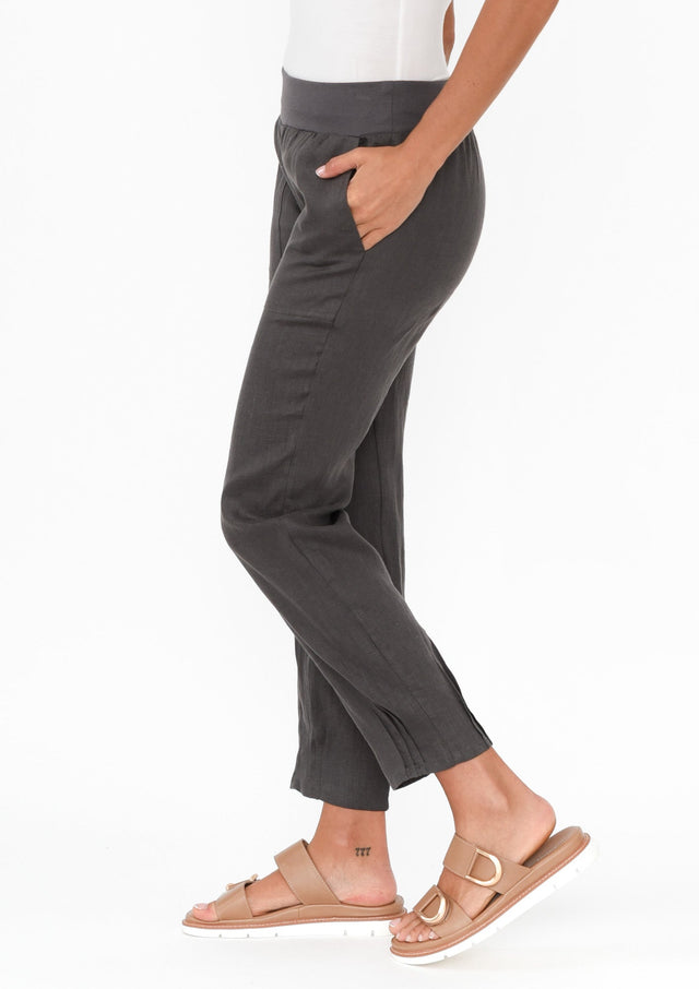 alt text|model:Brontie image 4