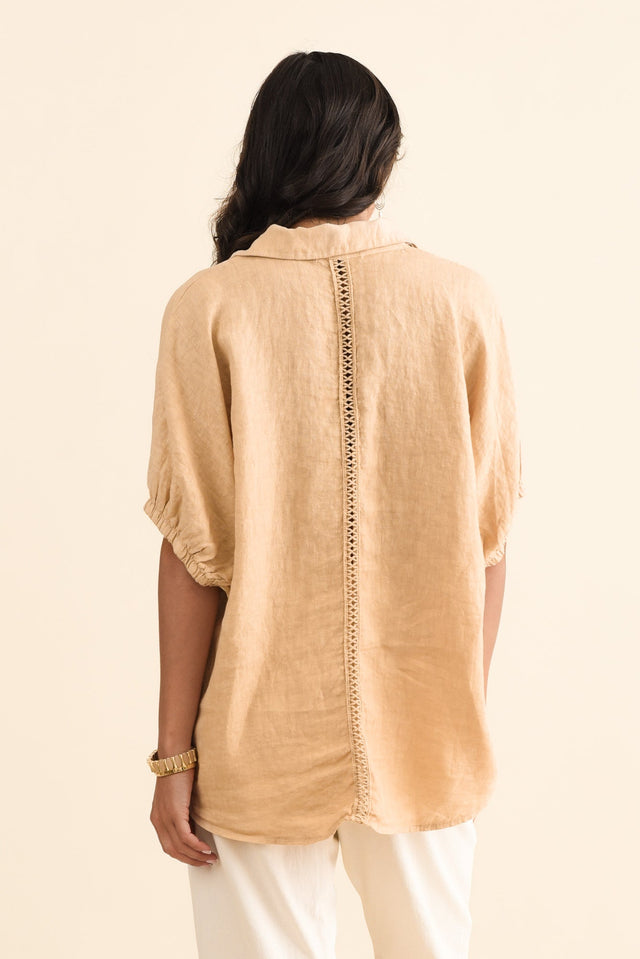 alt text|model:Brontie image 5