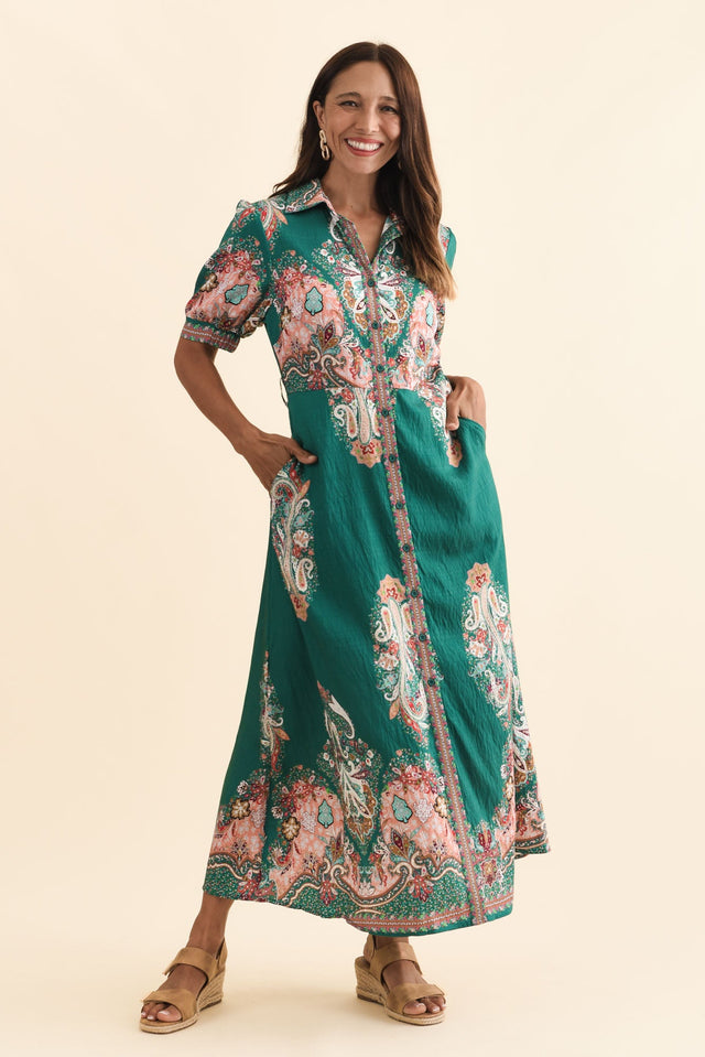 alt text|model:Cara image 7