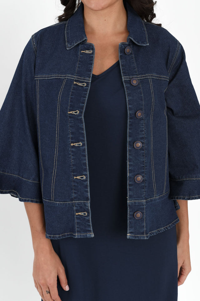 alt text|model:Brontie image 6