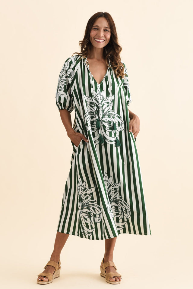 alt text|model:Cara image 7