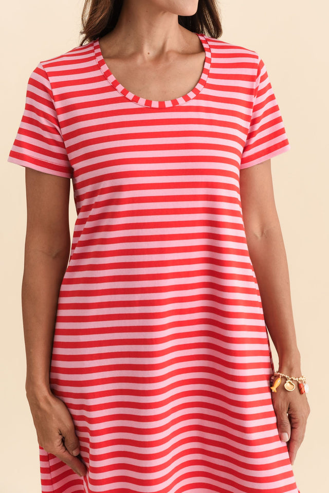 alt text|model:Cara image 7