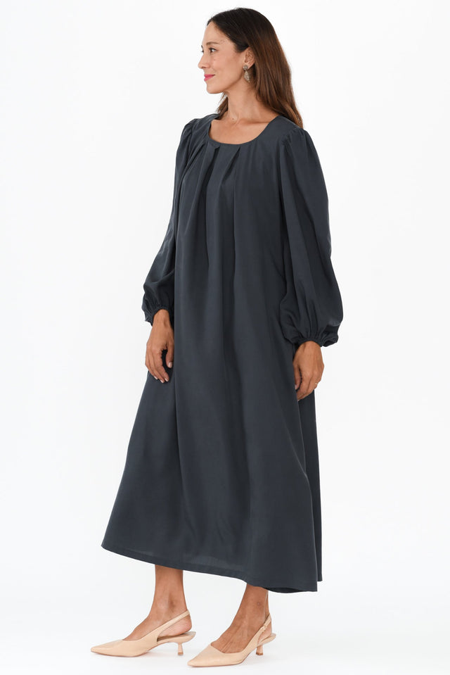 alt text|model:Cara image 5