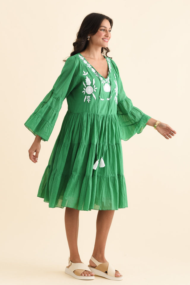 alt text|model:Brontie image 3