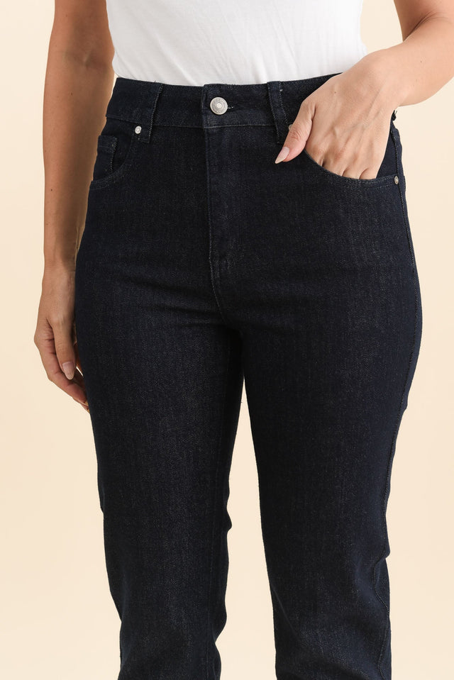 alt text|model:MJ image 5