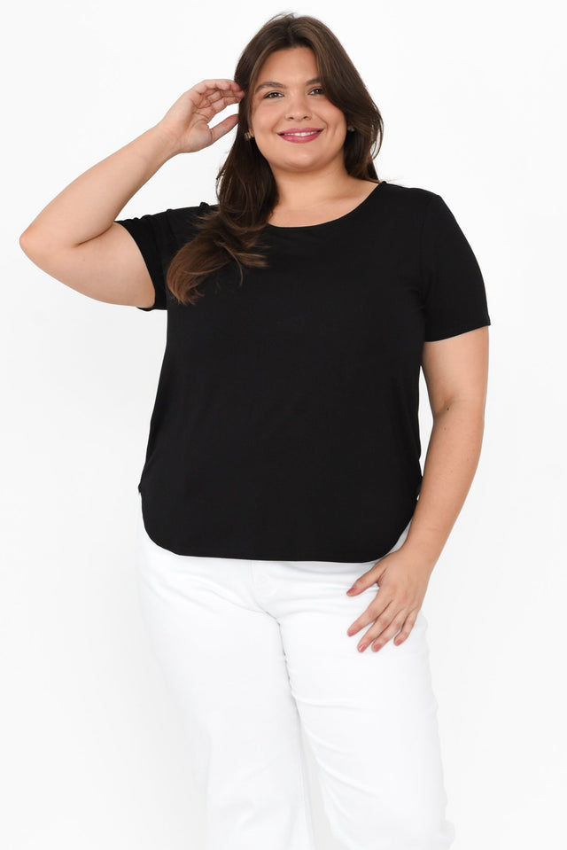 plus-size,curve-basics,curve-tops,plus-size-basic-tops,alt text|model:Gabby