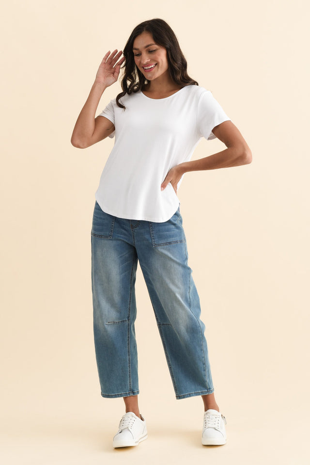 alt text|model:Brontie image 4