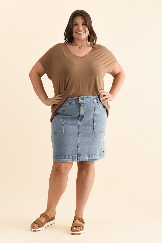 alt text|model:Gabby image 9