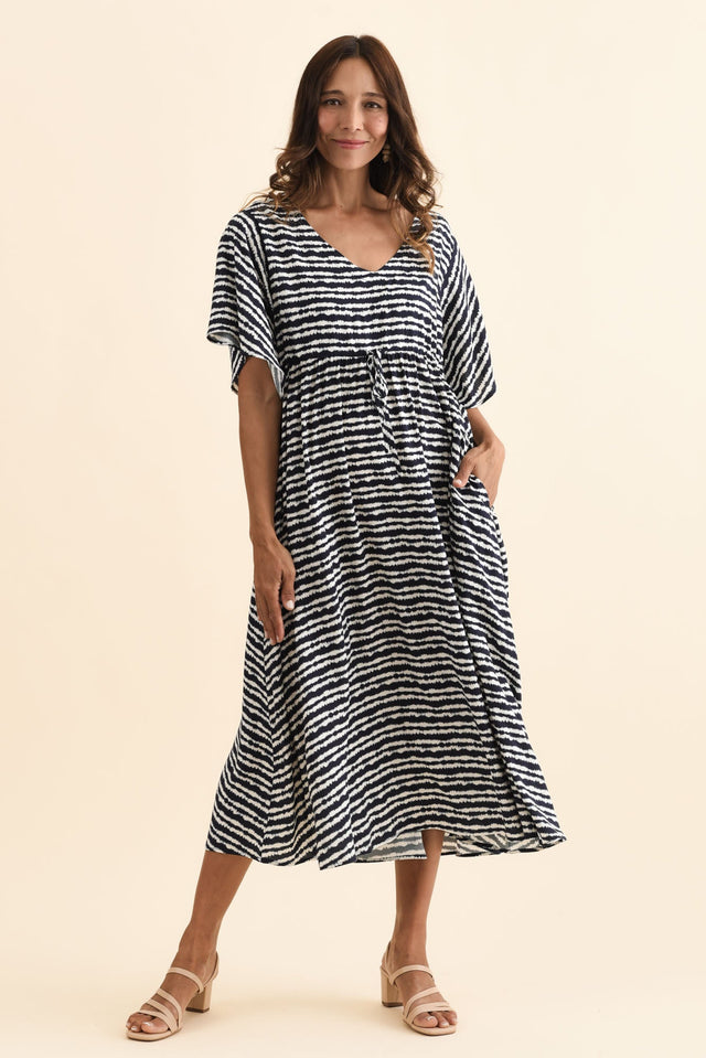 alt text|model:Cara image 6