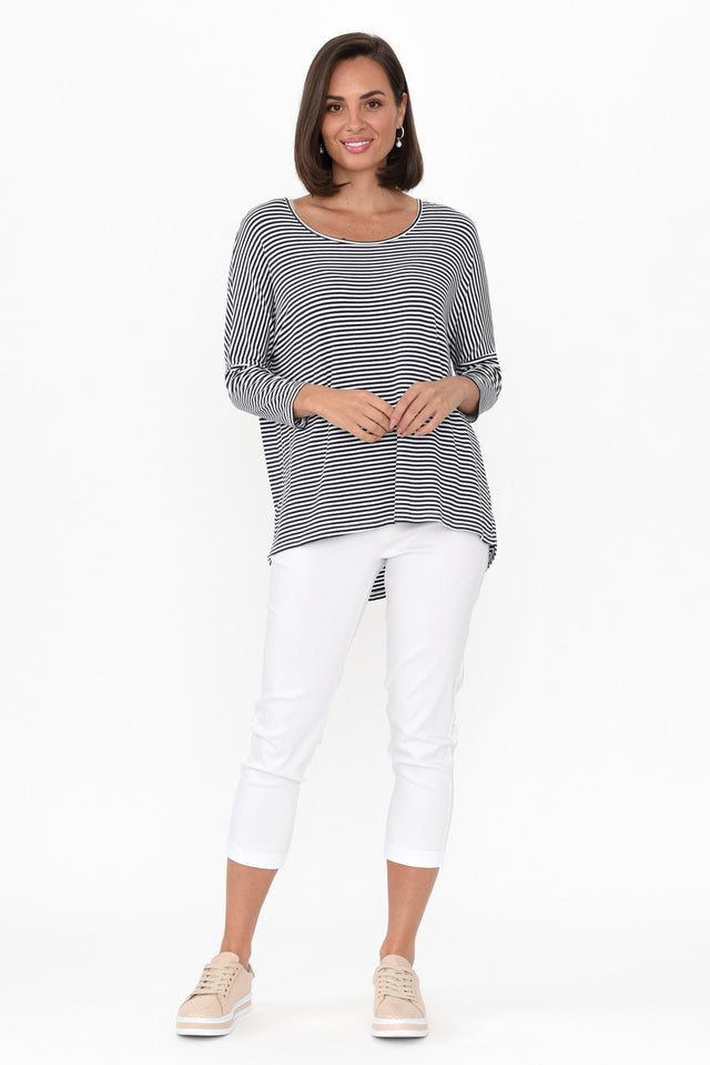 alt text|model:MJ image 5