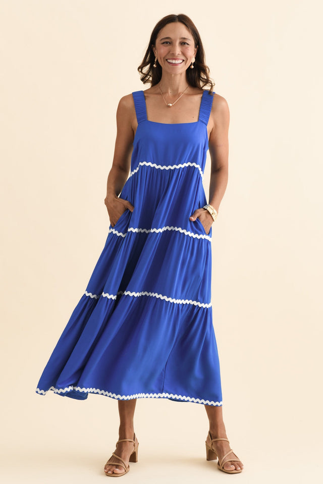 alt text|model:Cara image 4