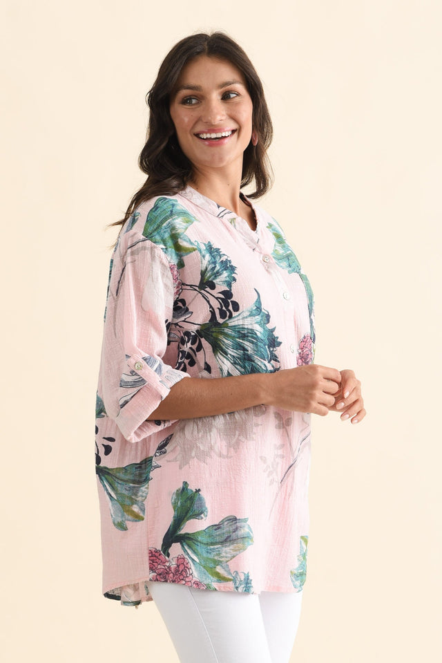 alt text|model:Brontie image 4