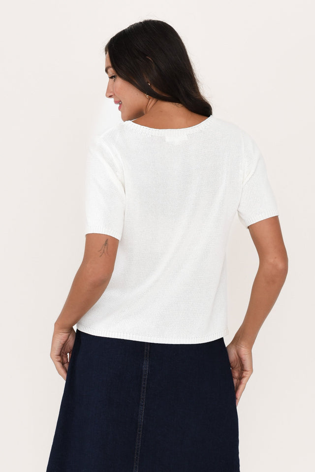 alt text|model:Brontie image 4