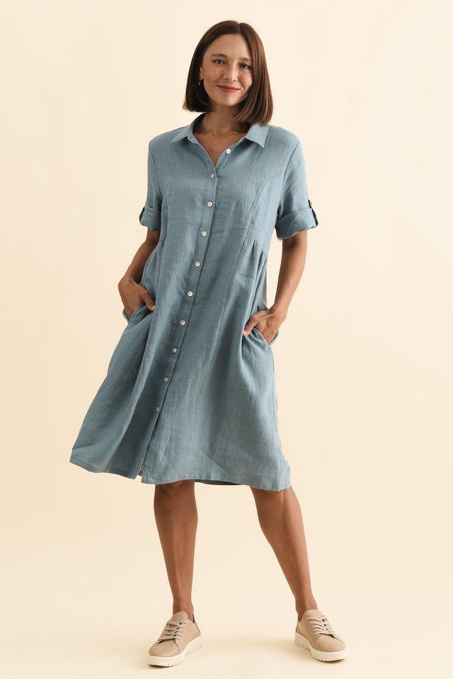 alt text|model:Cara image 6