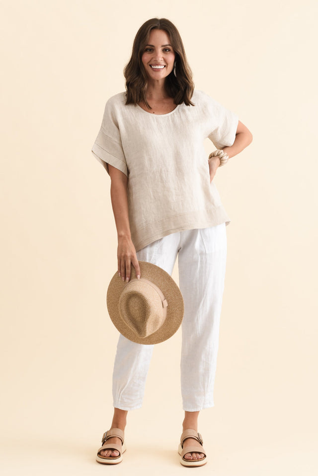 alt text|model:MJ image 4