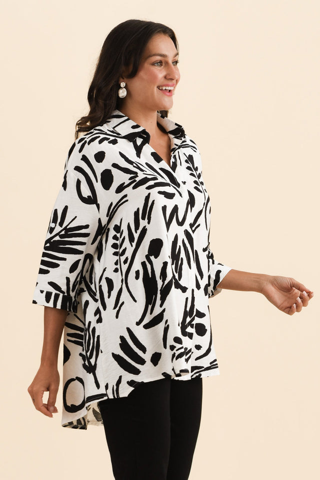 alt text|model:Brontie image 4