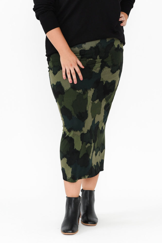 plus-size,curve-bottoms,plus-size-skirts,plus-size-winter-clothing,alt text|model:Gabby