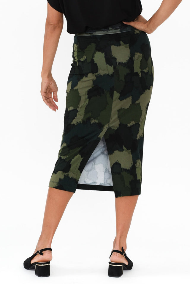 alt text|model:Cara image 7