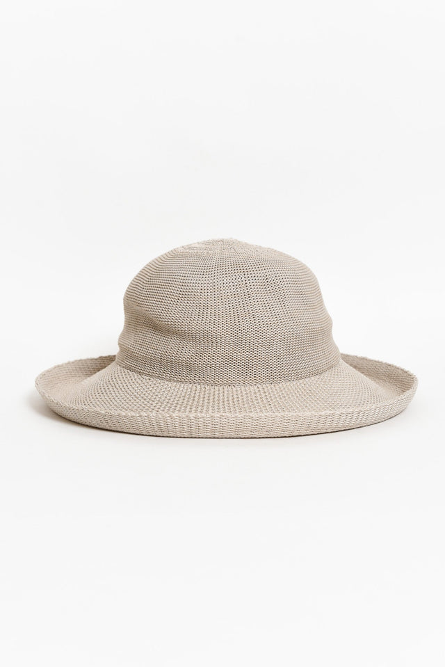 alt text|model:Brontie image 3