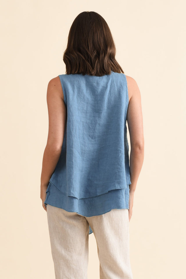 alt text|model:MJ image 5