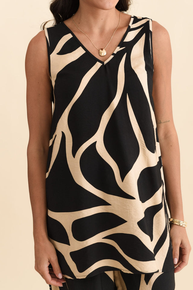 alt text|model:Brontie image 6