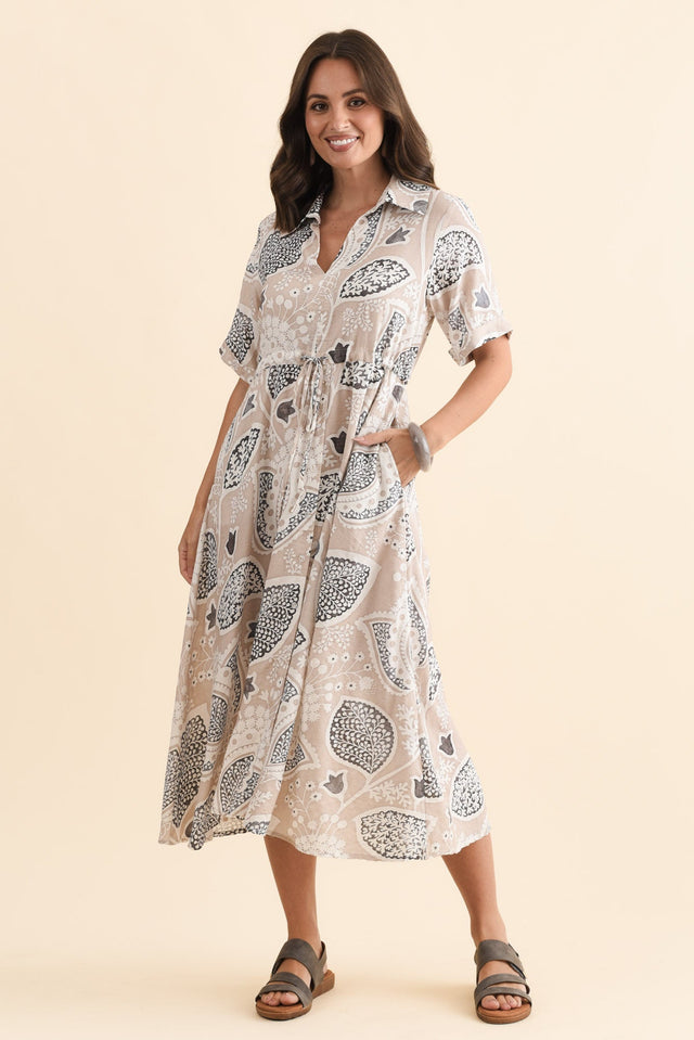 alt text|model:MJ image 6