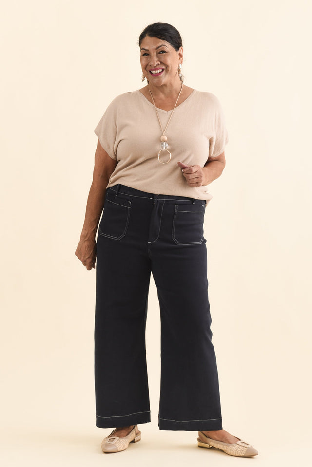 alt text|model:Pilita