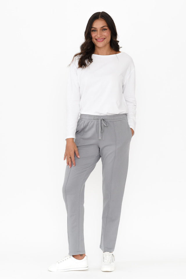 alt text|model:Brontie image 7