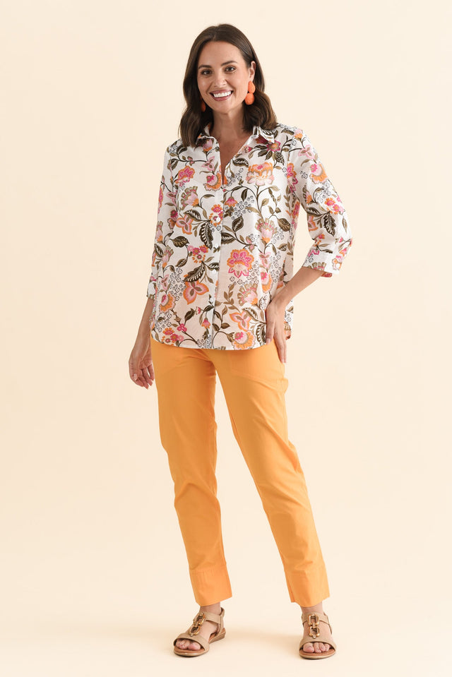 alt text|model:MJ image 6