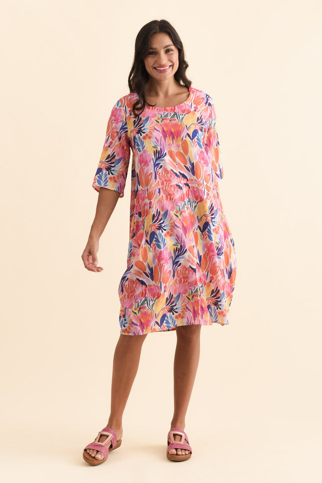 alt text|model:Brontie