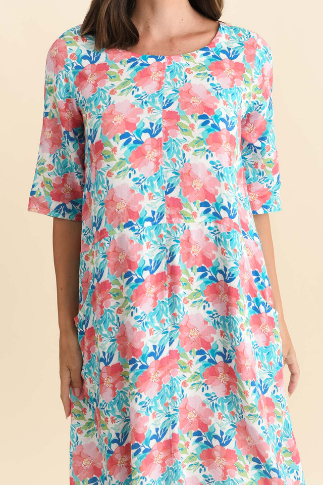 alt text|model:MJ image 6