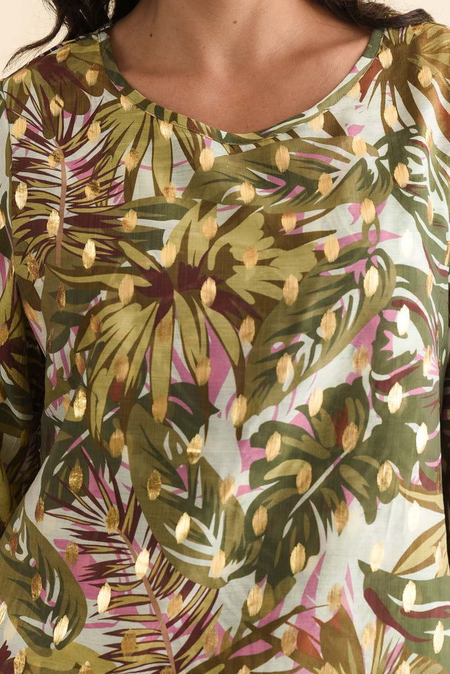 alt text|model:Brontie image 5