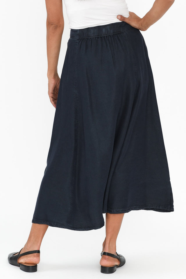 alt text|model:Cara image 5