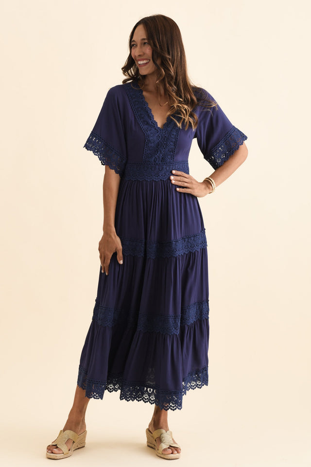 alt text|model:Cara image 6