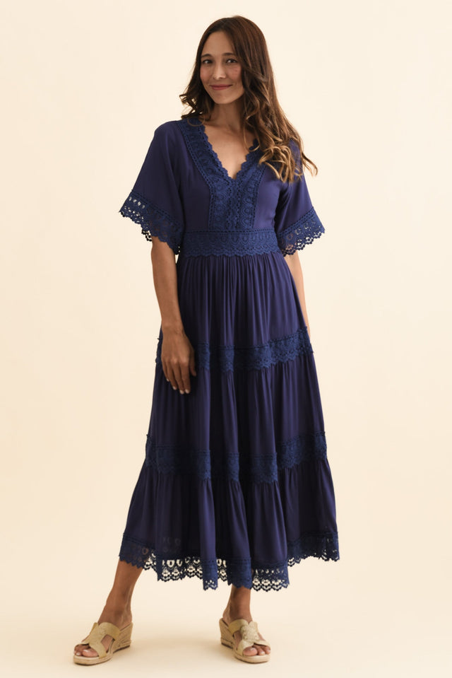 alt text|model:Cara image 2