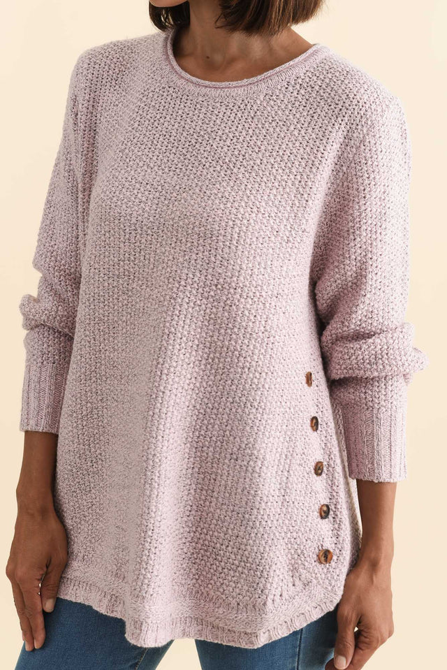 alt text|model:Cara image 5