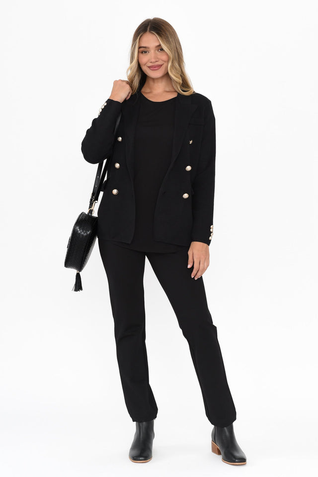 alt text|model:Mollie image 3