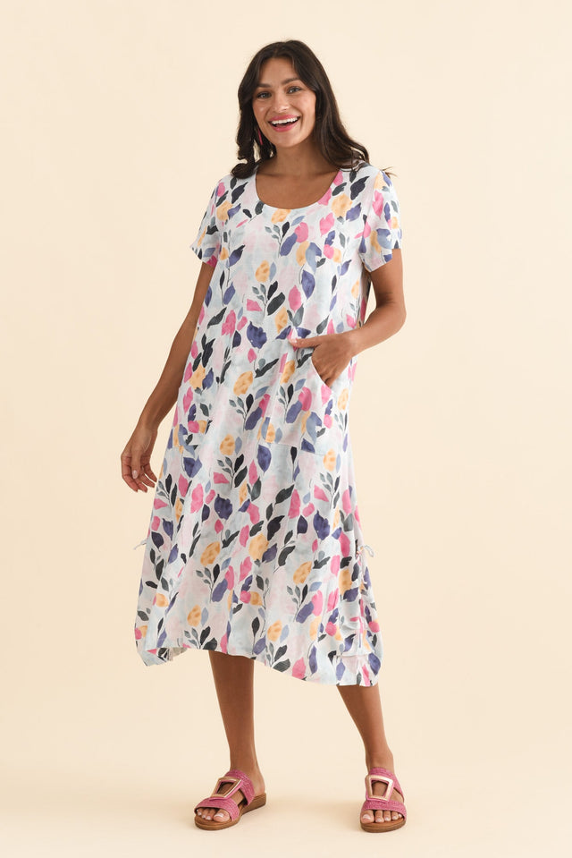 alt text|model:Brontie