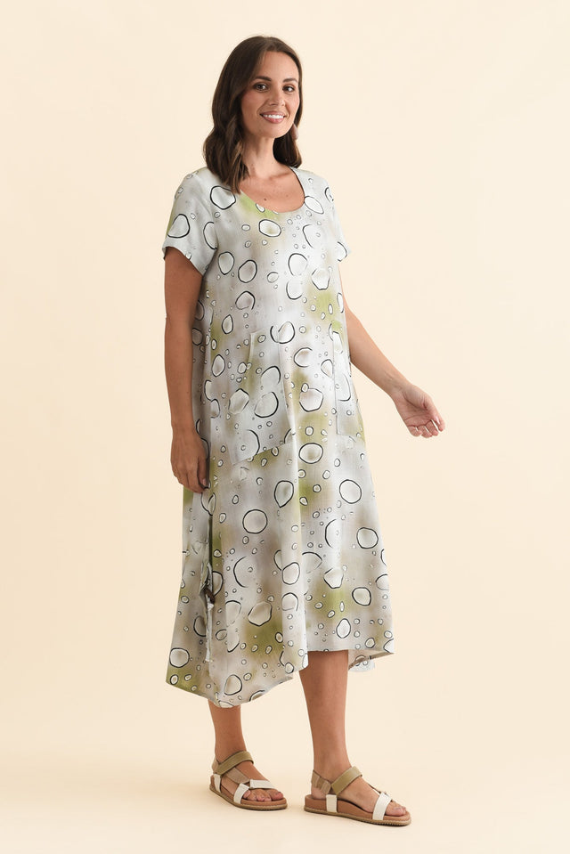 alt text|model:MJ image 4