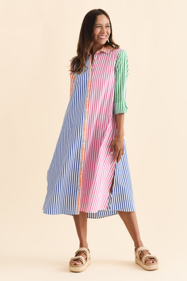 alt text|model:Cara image 9