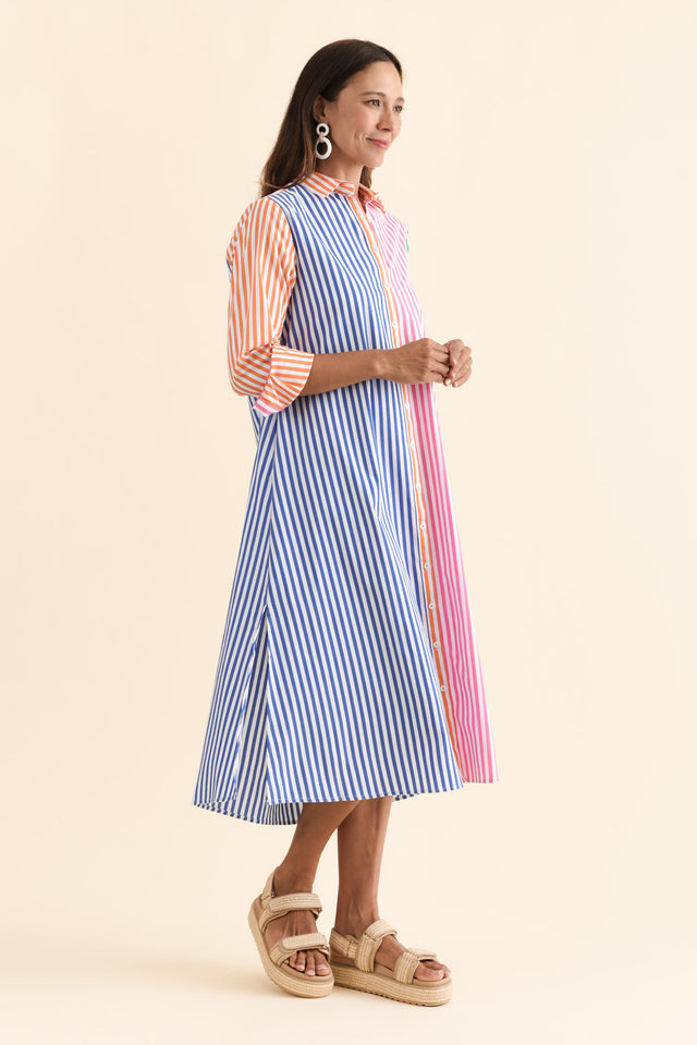 alt text|model:Cara image 6